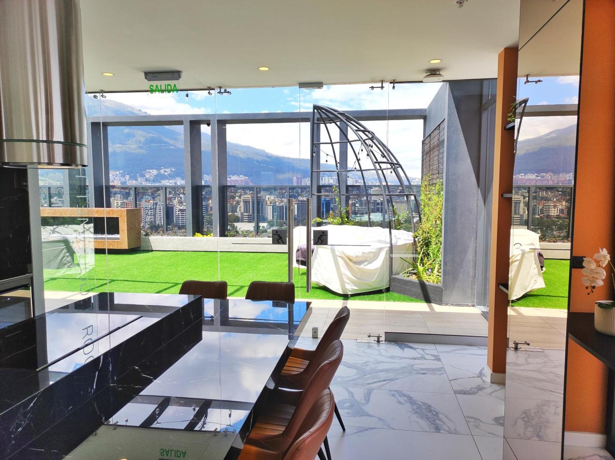 Republica Del Salvador Coliving Ecuador Xoe Apartment Quito Bagian luar foto