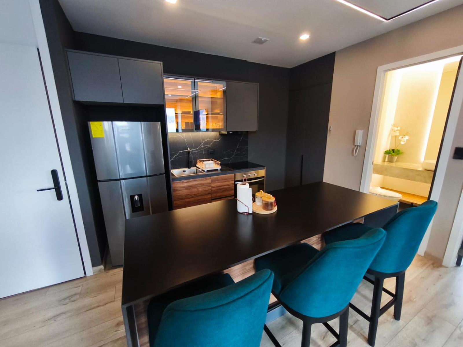 Republica Del Salvador Coliving Ecuador Xoe Apartment Quito Bagian luar foto